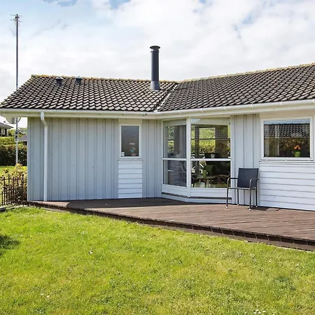4 Star In Rude (Sjaelland og Oerne)